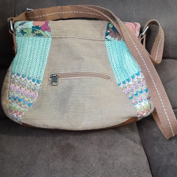 Sakroots Artist Circle Fold Over Crossbody Bag - Picture 2 of 8